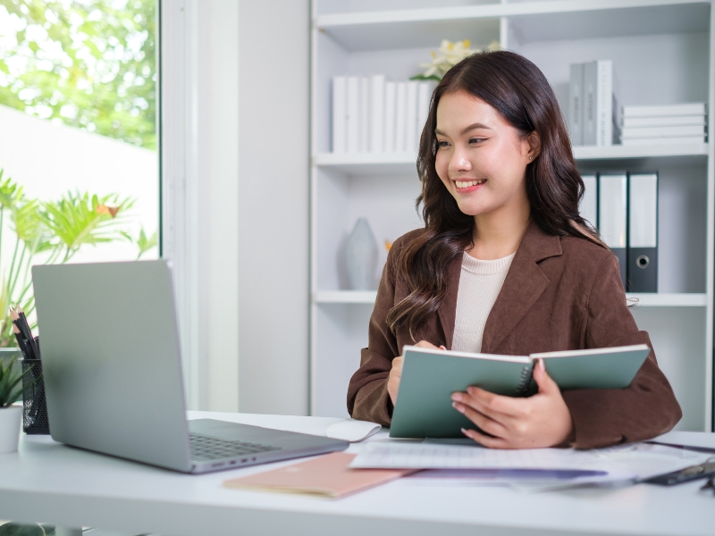 Operacions auxiliars de serveis administratius i generals - Nivell 1 - 475h 